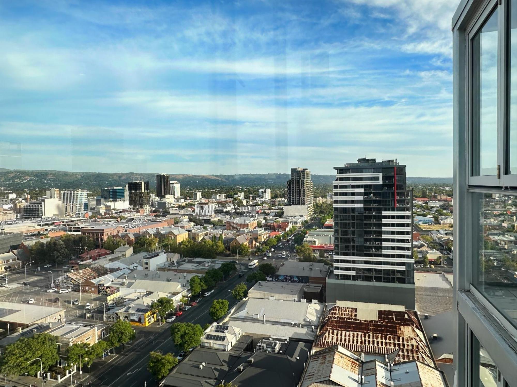 Cbd Sky View Apartment Adelaide Exterior foto